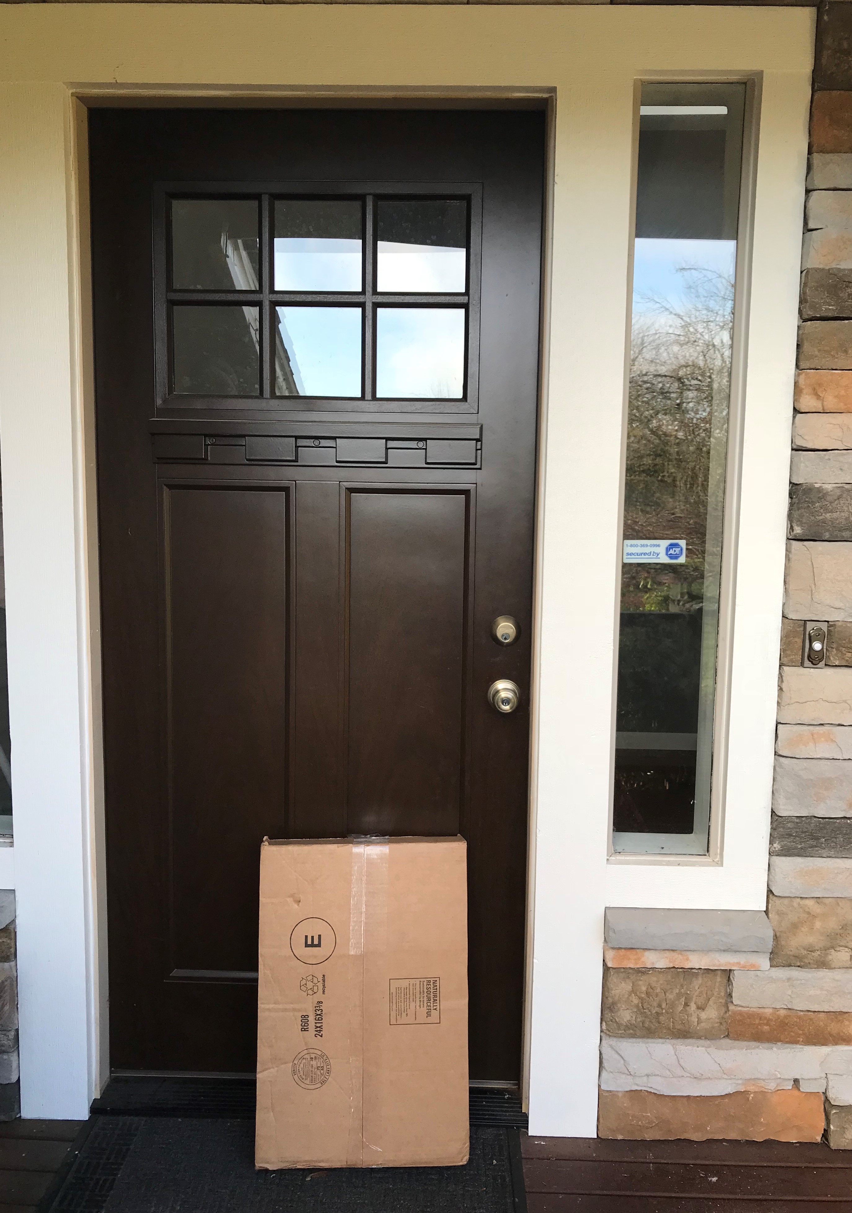 How to avoid holiday package theft in Seattle, WA