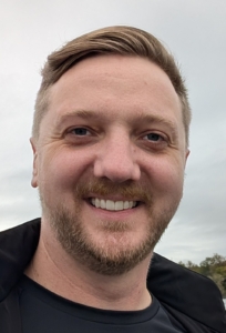 PXL_20251011_185853574.MP~2